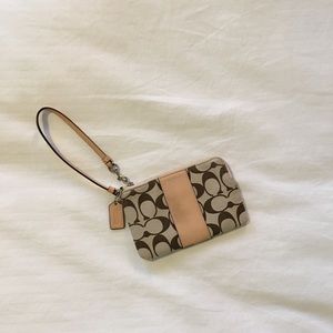 Coach wristlet - tan